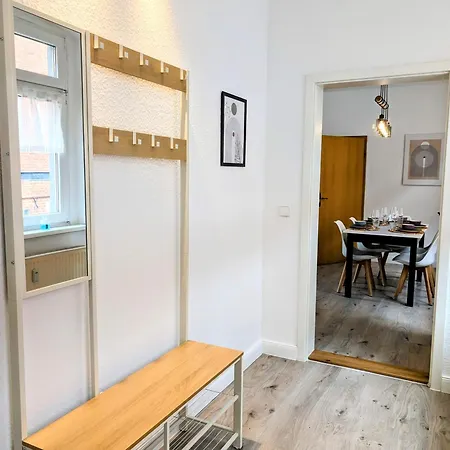 Casa Apartment Modern Vintage Flexibilitaet Pur- Perfektes Apartment Fuer Familien Und Geschaeftsreisende 5 Schlafplaetze, Vollausstattung, Amazon Prime & Parkplatz Inklusive Magdeburgo Esterno foto