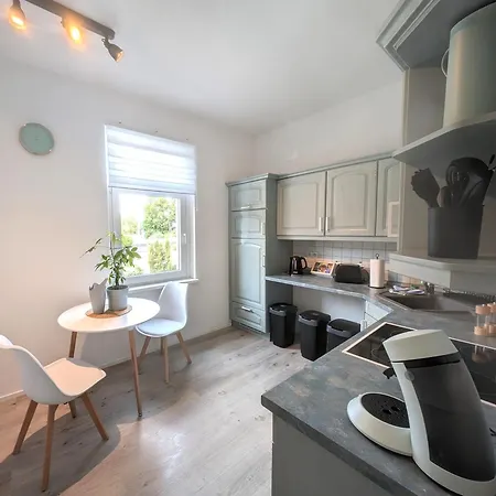 Casa Apartment Modern Vintage Flexibilitaet Pur- Perfektes Apartment Fuer Familien Und Geschaeftsreisende 5 Schlafplaetze, Vollausstattung, Amazon Prime & Parkplatz Inklusive Magdeburgo Esterno foto