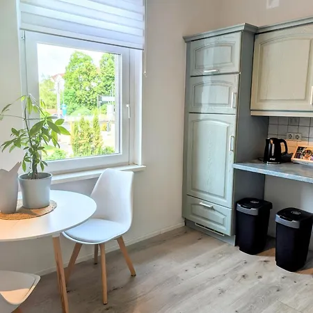 Casa Apartment Modern Vintage Flexibilitaet Pur- Perfektes Apartment Fuer Familien Und Geschaeftsreisende 5 Schlafplaetze, Vollausstattung, Amazon Prime & Parkplatz Inklusive Magdeburgo Esterno foto